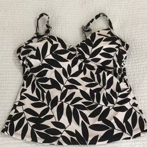 Tankini top, size 12, adjustable straps